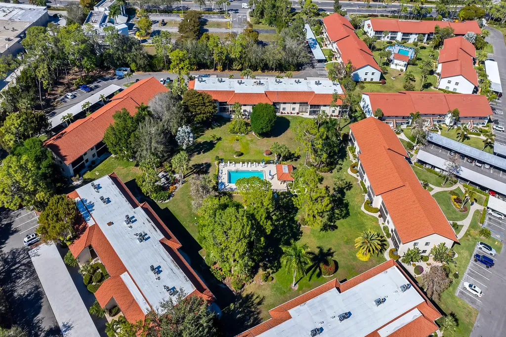 4955 Pepper Circle Naples FL 34113