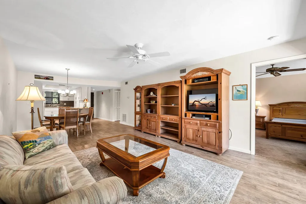 4955 Pepper Circle Naples FL 34113