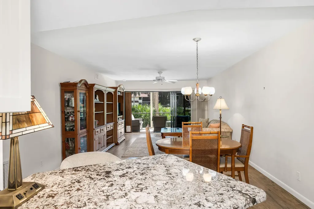 4955 Pepper Circle Naples FL 34113