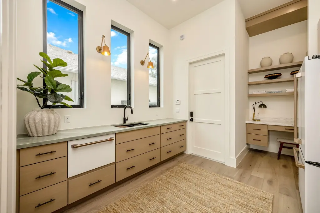 812 Milan Court Marco Island FL 34145