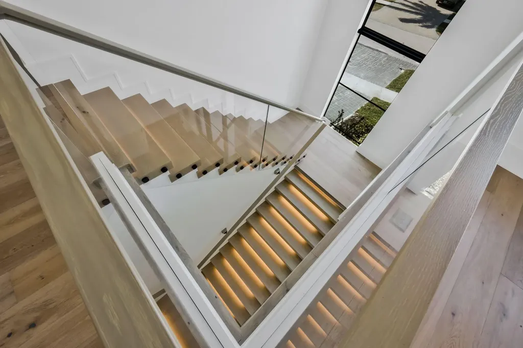 812 Milan Court Marco Island FL 34145