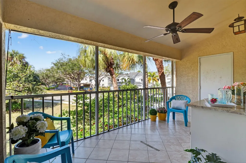 2810 Citrus Lake Drive Naples FL 34109