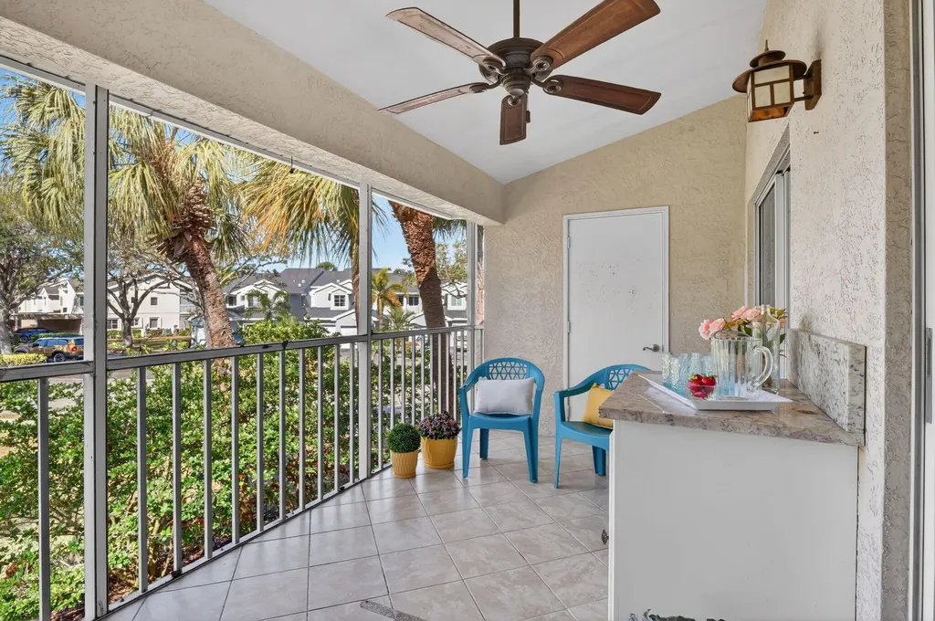 2810 Citrus Lake Drive Naples FL 34109