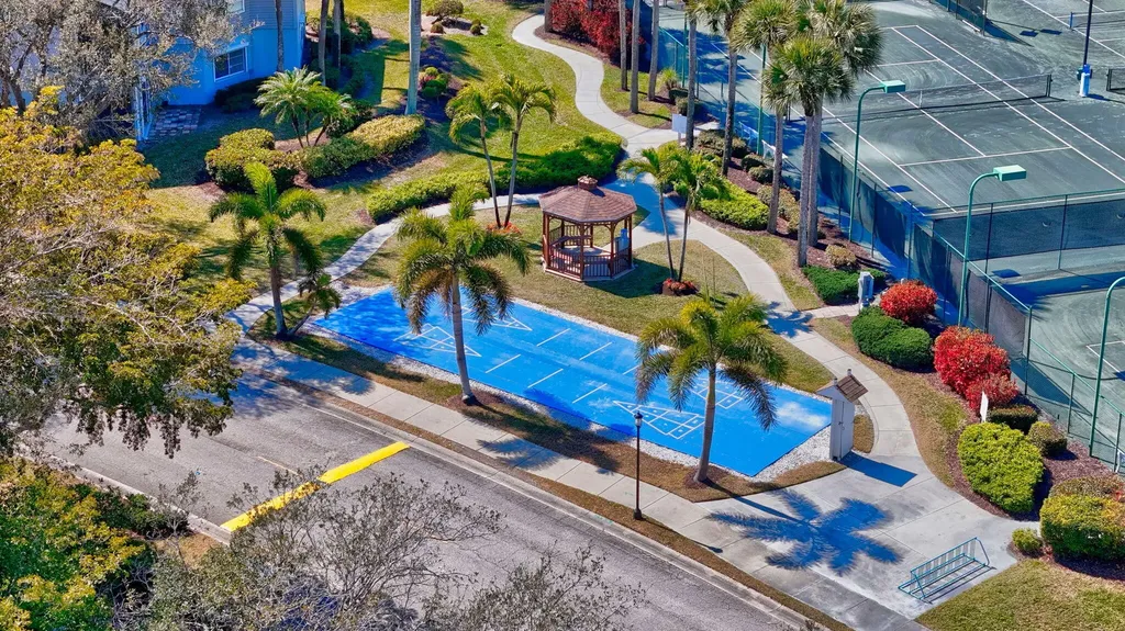 2810 Citrus Lake Drive Naples FL 34109