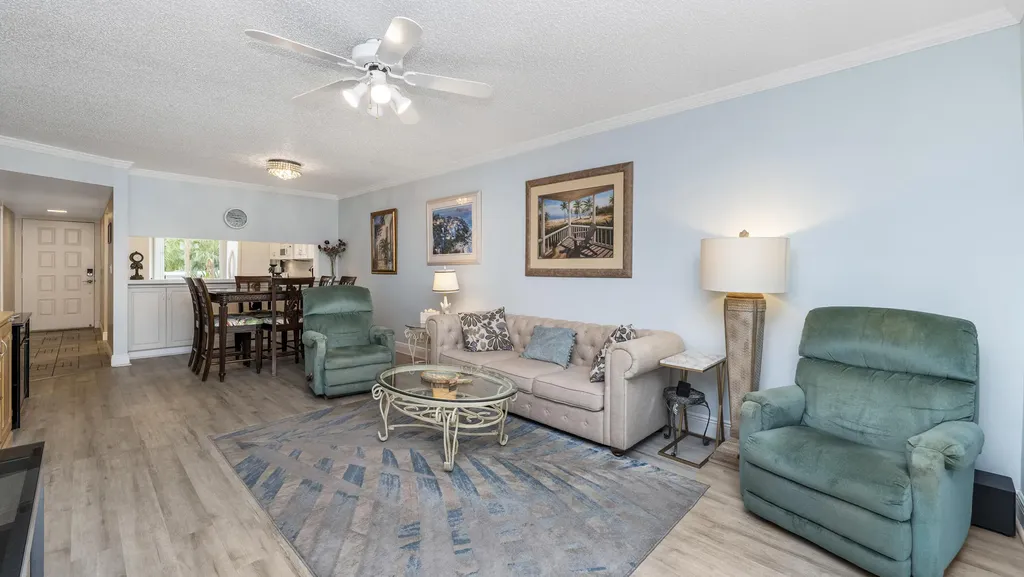 3032 Sandpiper Bay Circle Naples FL 34112