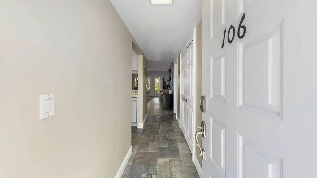 3032 Sandpiper Bay Circle Naples FL 34112