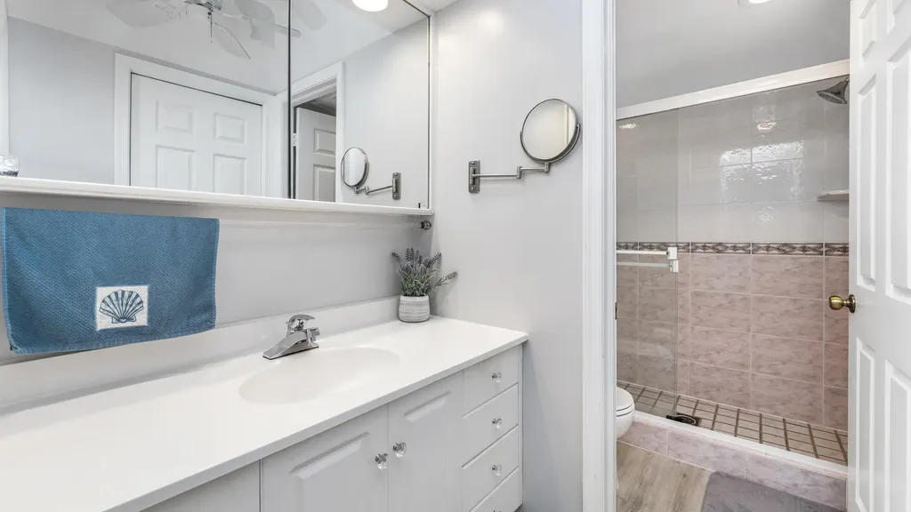 3032 Sandpiper Bay Circle Naples FL 34112