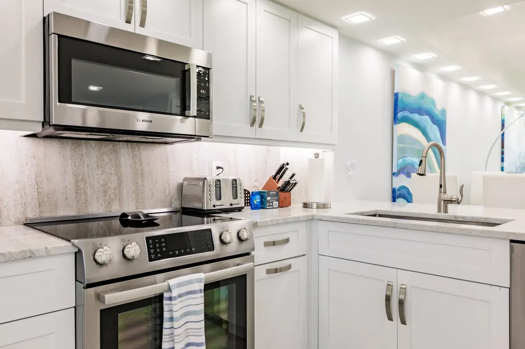 440 Seaview Court Marco Island FL 34145