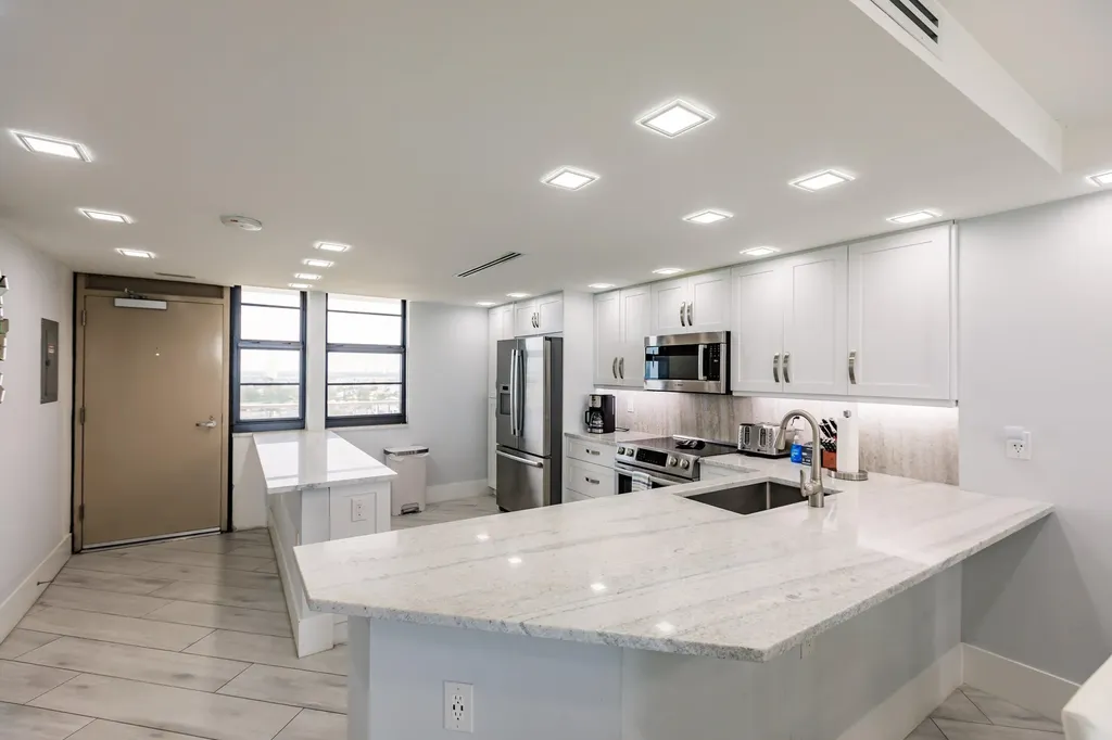 440 Seaview Court Marco Island FL 34145