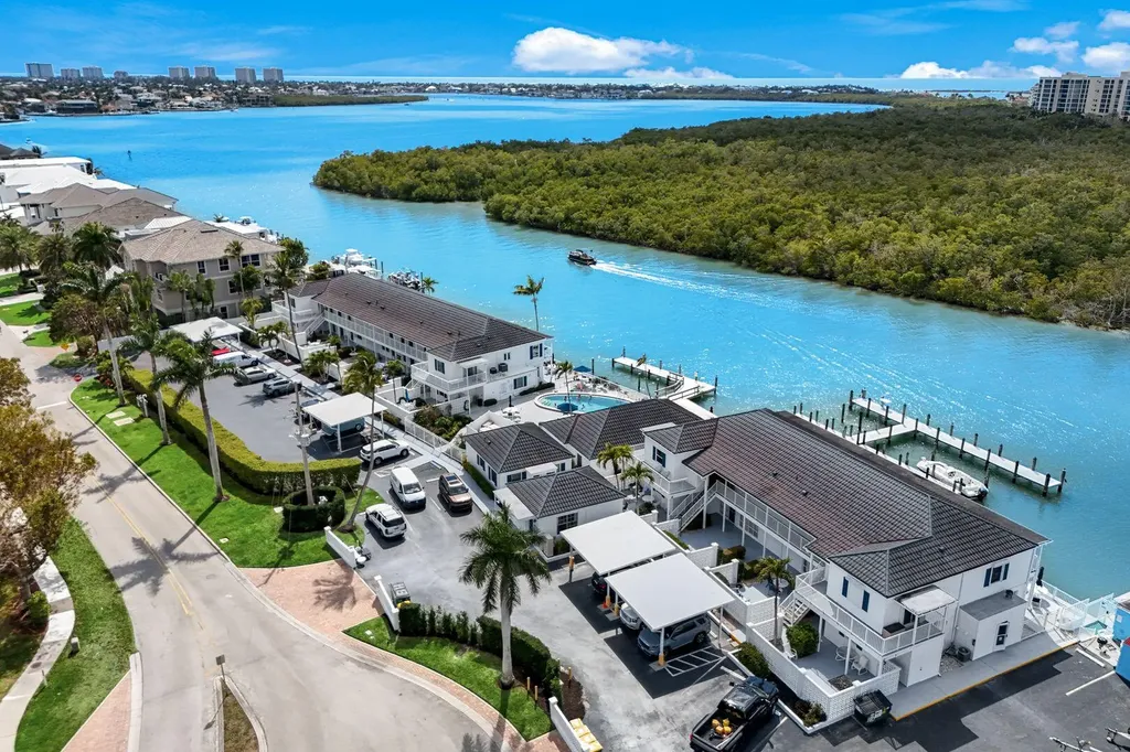 1170 Edington Place Marco Island FL 34145