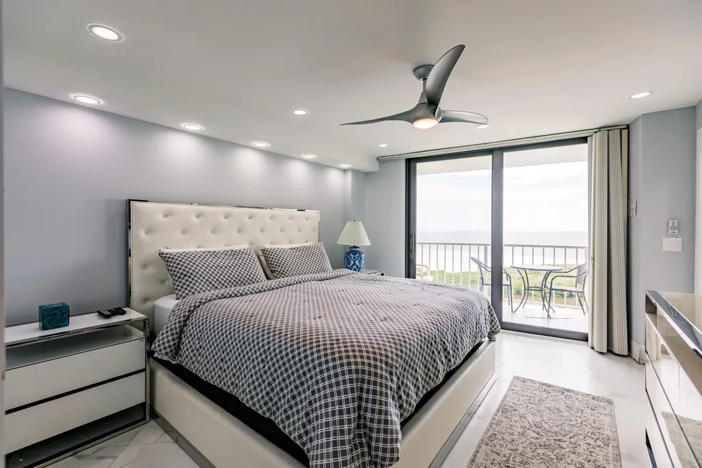 440 Seaview Court Marco Island FL 34145