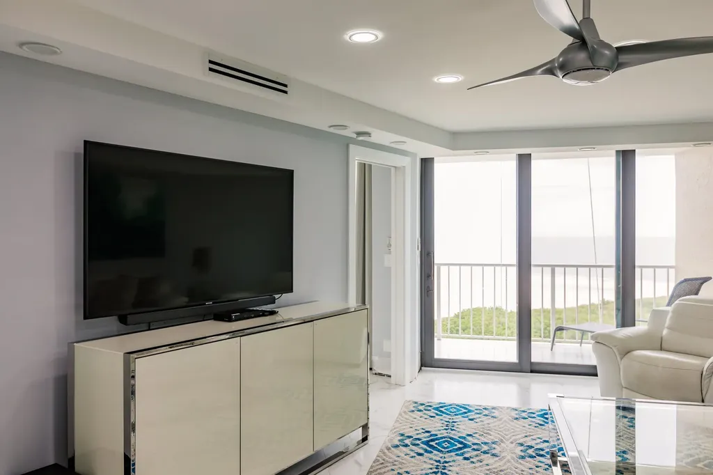 440 Seaview Court Marco Island FL 34145