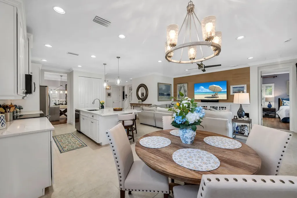 3783 Canopy Circle Naples FL 34120