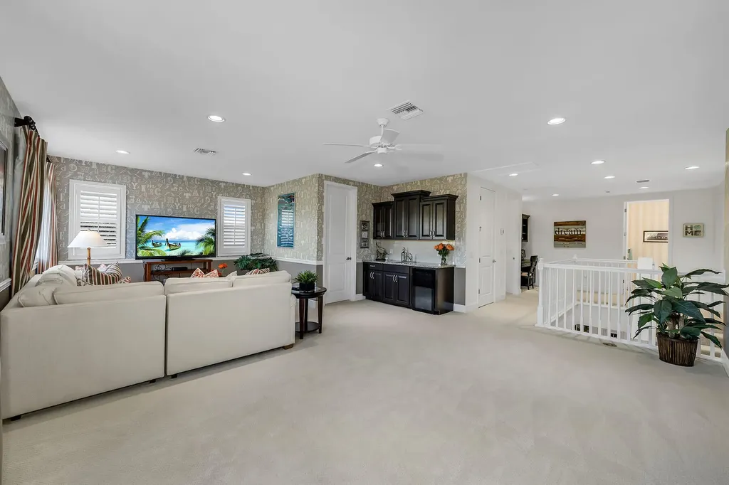 3783 Canopy Circle Naples FL 34120