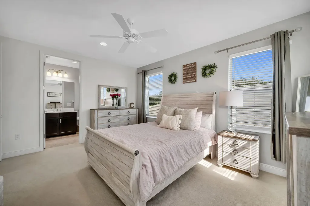 3783 Canopy Circle Naples FL 34120