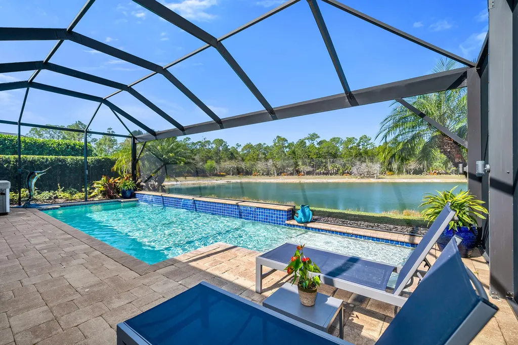 3783 Canopy Circle Naples FL 34120