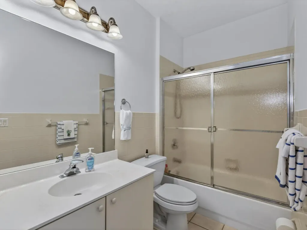 5210 Birmingham Drive Naples FL 34110