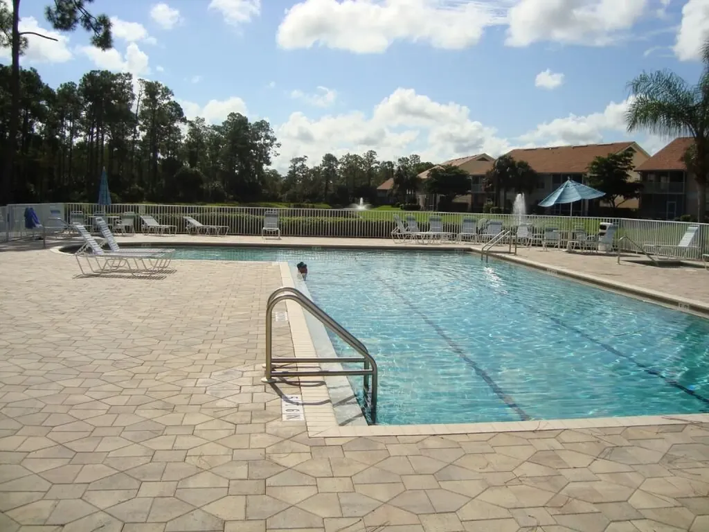 5210 Birmingham Drive Naples FL 34110