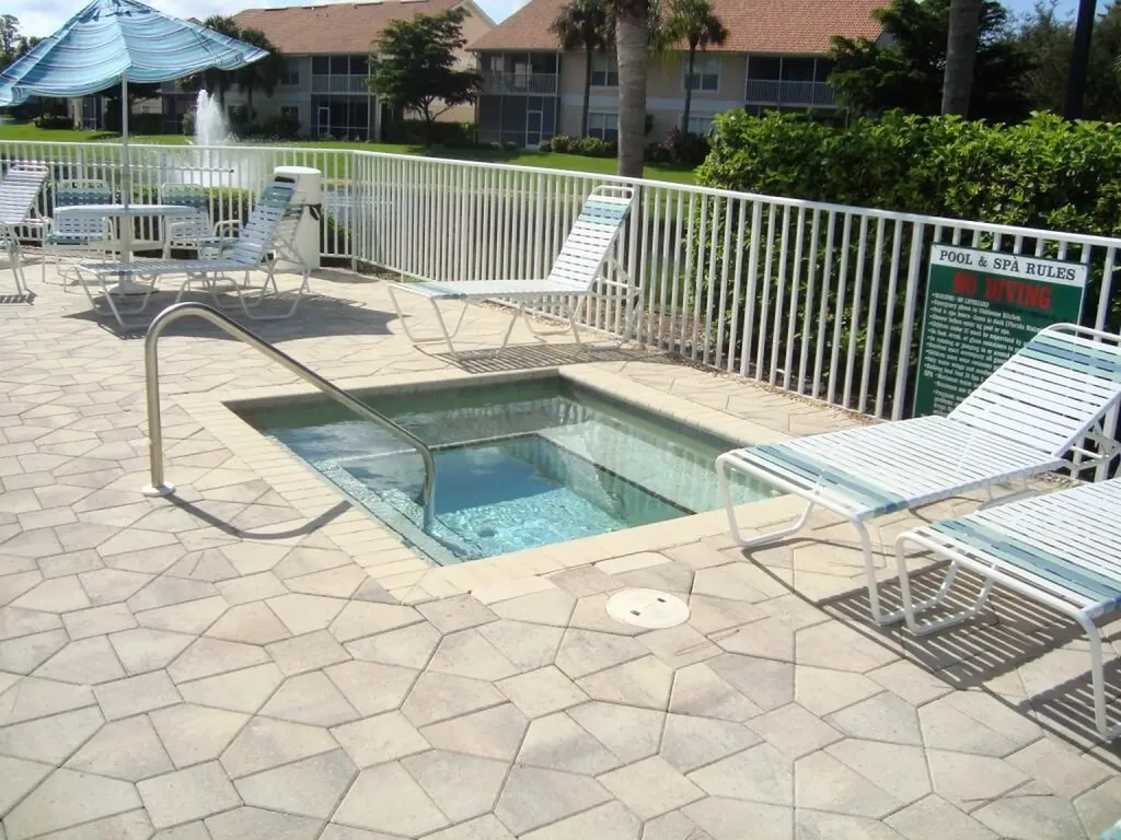 5210 Birmingham Drive Naples FL 34110