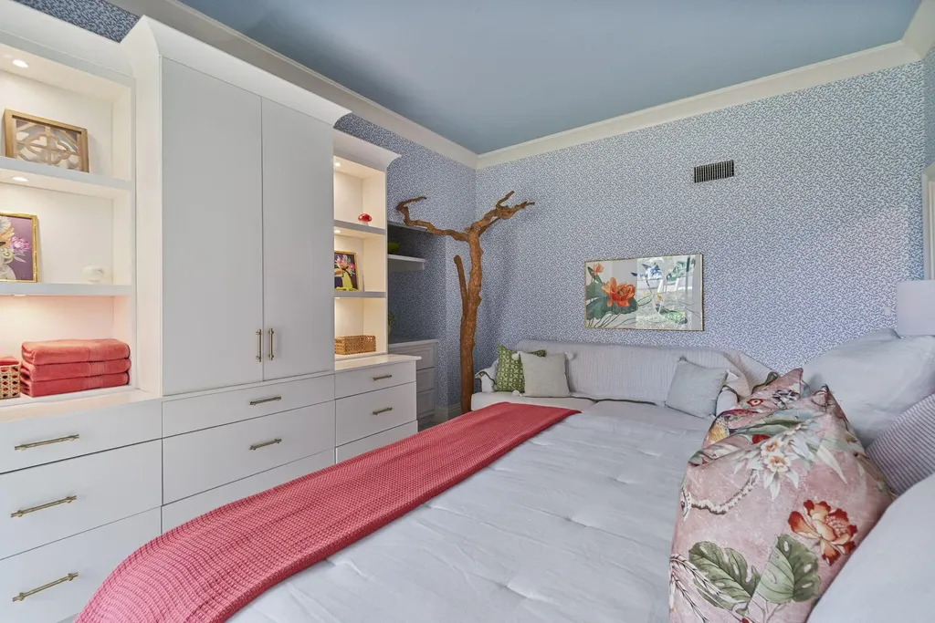 176 S Collier Boulevard Marco Island FL 34145