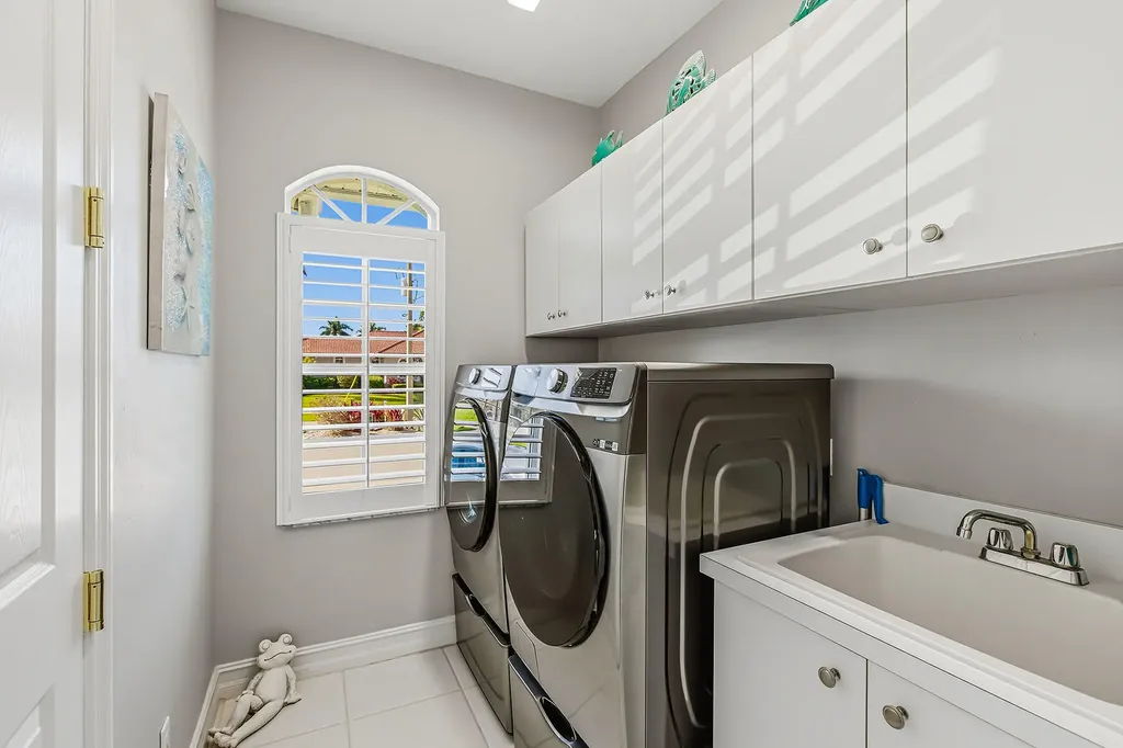 798 Sea Court Marco Island FL 34145