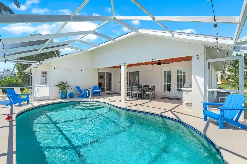 711 Tigertail Court Marco Island FL 34145