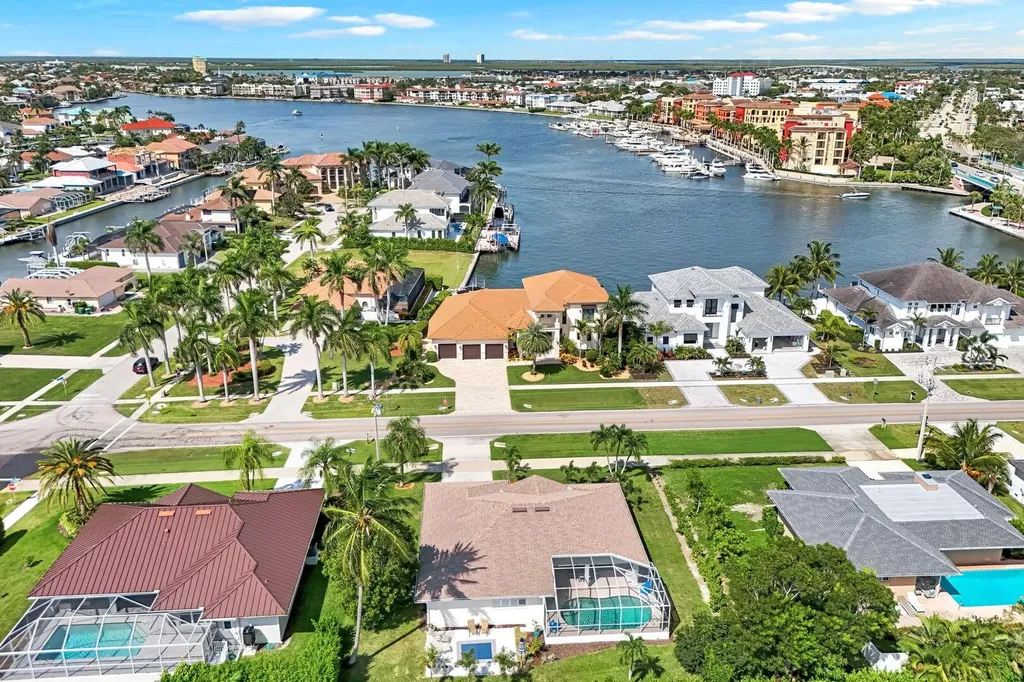 711 Tigertail Court Marco Island FL 34145