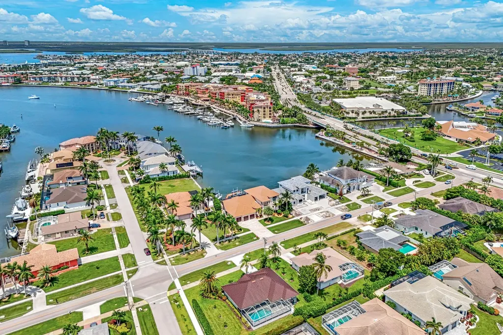 711 Tigertail Court Marco Island FL 34145