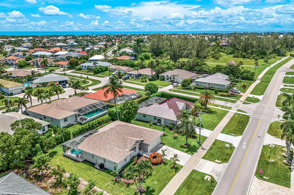 711 Tigertail Court Marco Island FL 34145