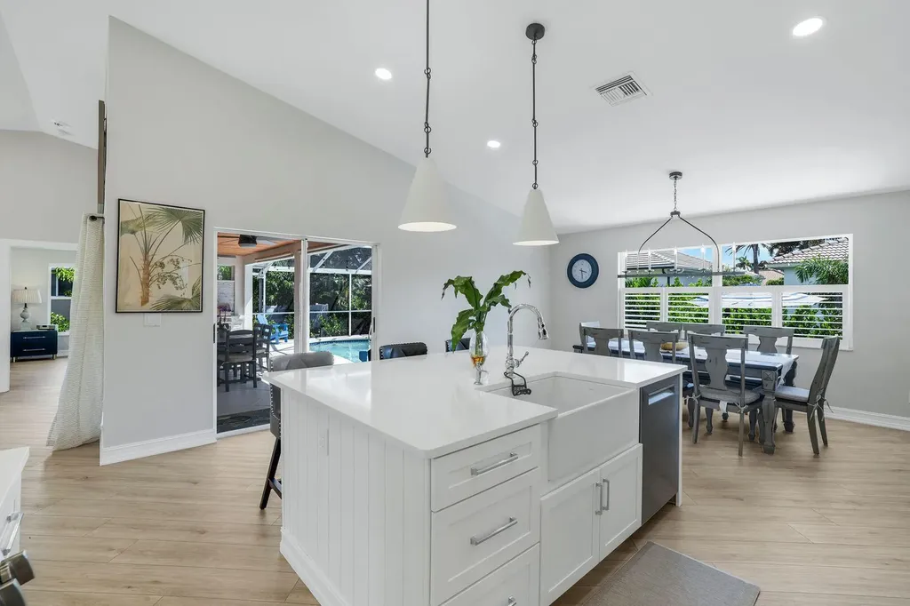 711 Tigertail Court Marco Island FL 34145