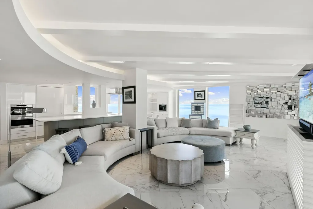 4001 Gulf Shore Boulevard N Naples FL 34103