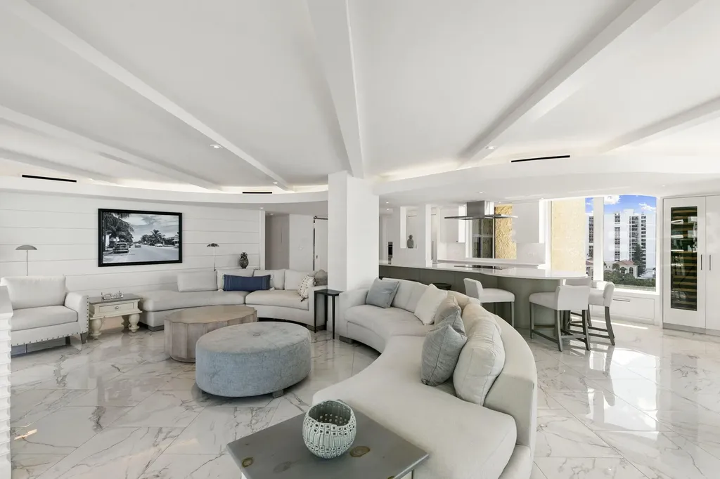 4001 Gulf Shore Boulevard N Naples FL 34103