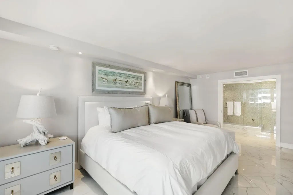 4001 Gulf Shore Boulevard N Naples FL 34103