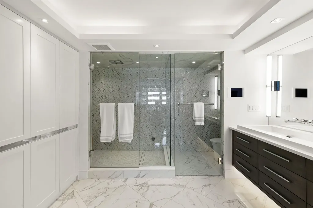 4001 Gulf Shore Boulevard N Naples FL 34103