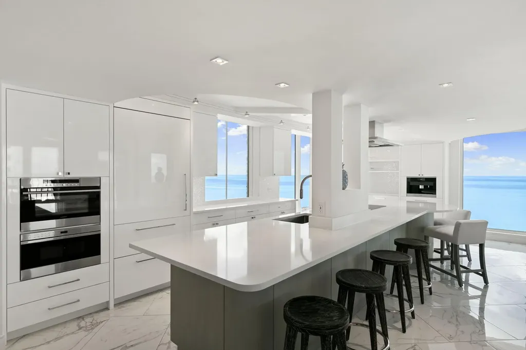 4001 Gulf Shore Boulevard N Naples FL 34103