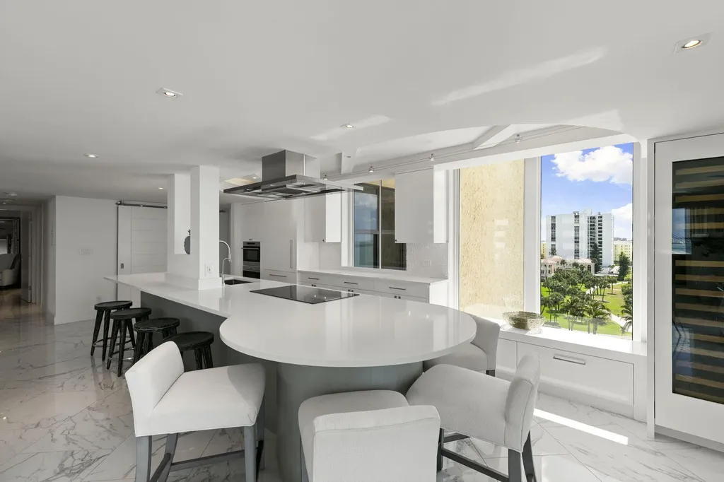 4001 Gulf Shore Boulevard N Naples FL 34103