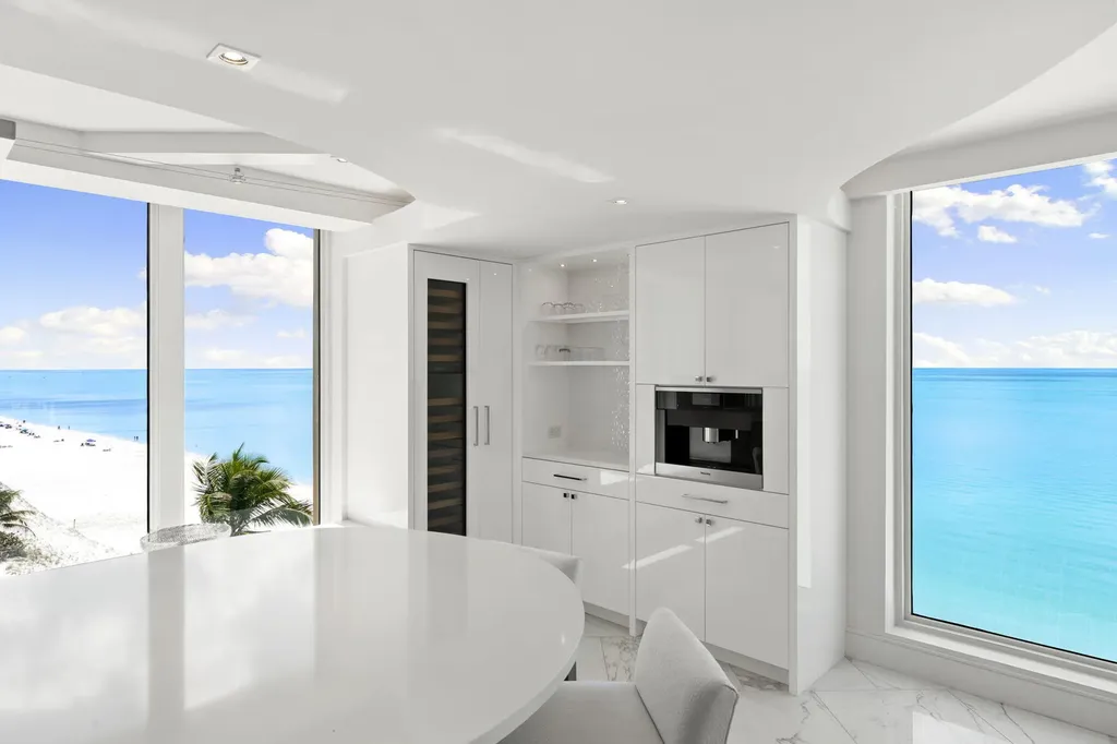 4001 Gulf Shore Boulevard N Naples FL 34103