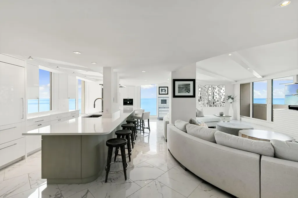 4001 Gulf Shore Boulevard N Naples FL 34103