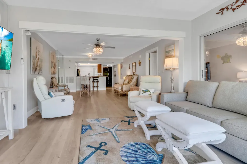 100 Stevens Landing Marco Island FL 34145