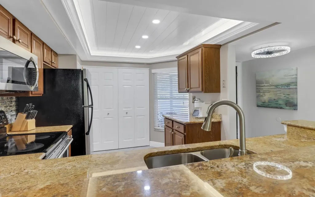 100 Stevens Landing Marco Island FL 34145