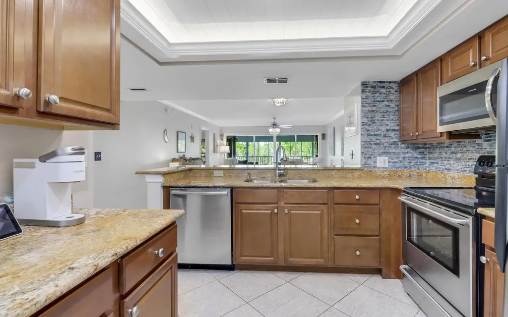 100 Stevens Landing Marco Island FL 34145