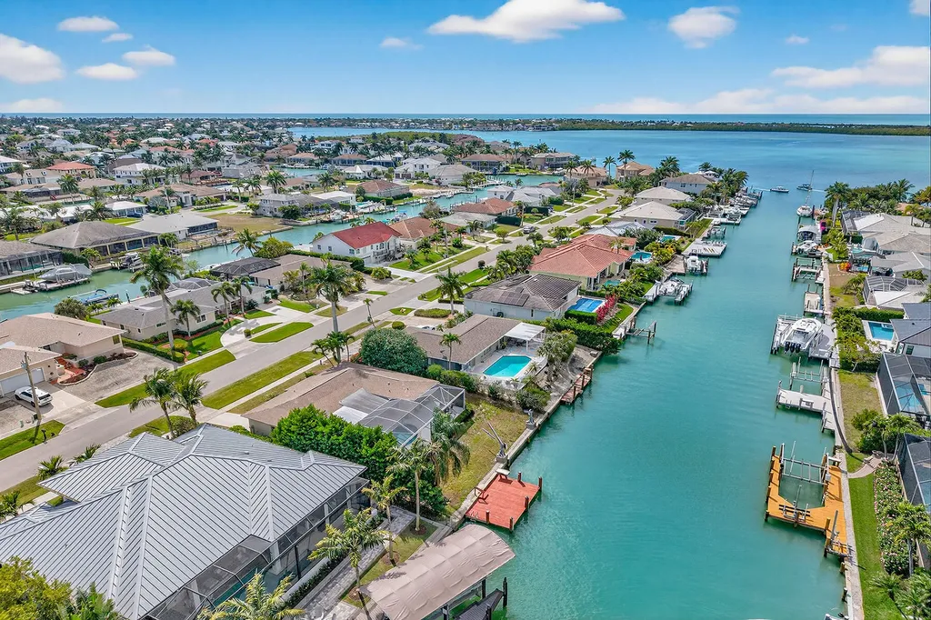 Marco Island FL, 850 Perrine Court