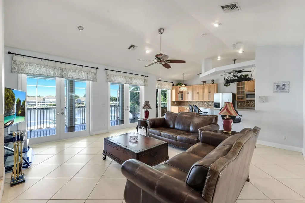 183 Sunset Cay Naples FL 34114