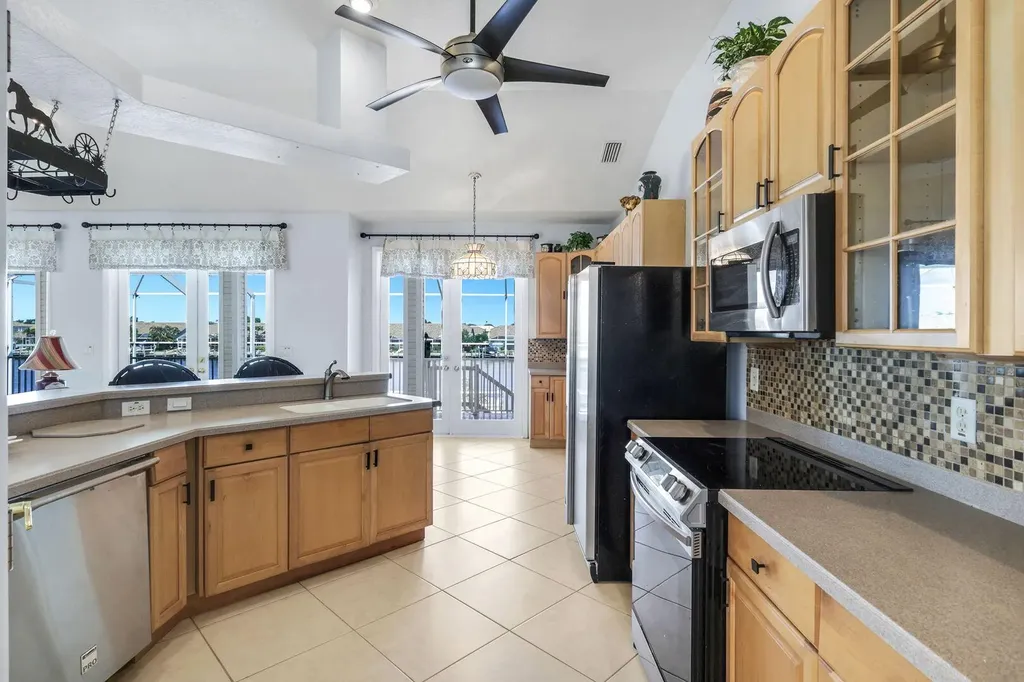 183 Sunset Cay Naples FL 34114