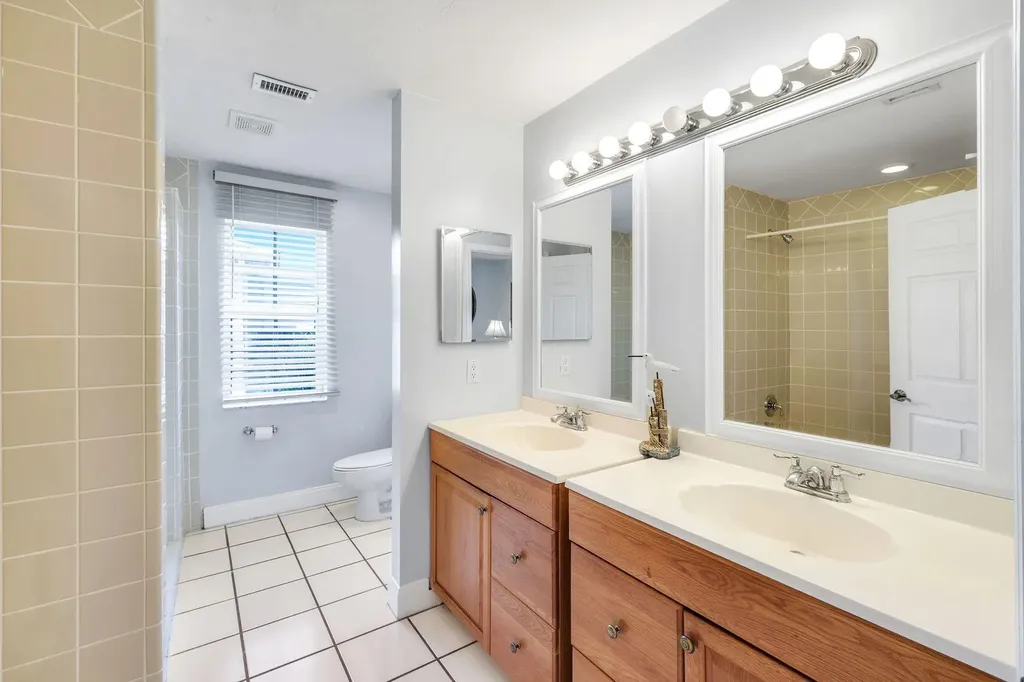 183 Sunset Cay Naples FL 34114