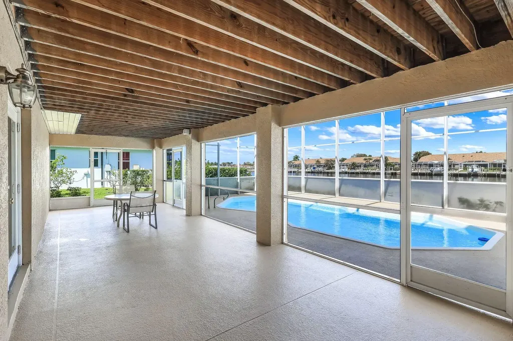 183 Sunset Cay Naples FL 34114