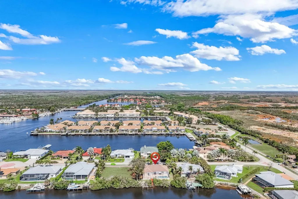 183 Sunset Cay Naples FL 34114