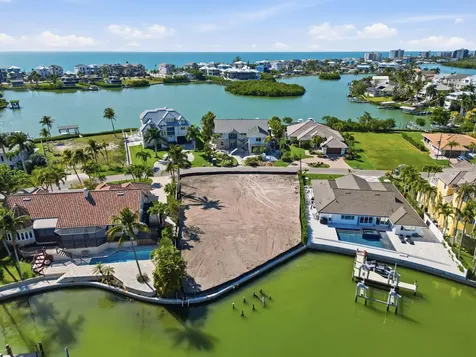 26870 Mclaughlin Boulevard Bonita Springs FL 34134