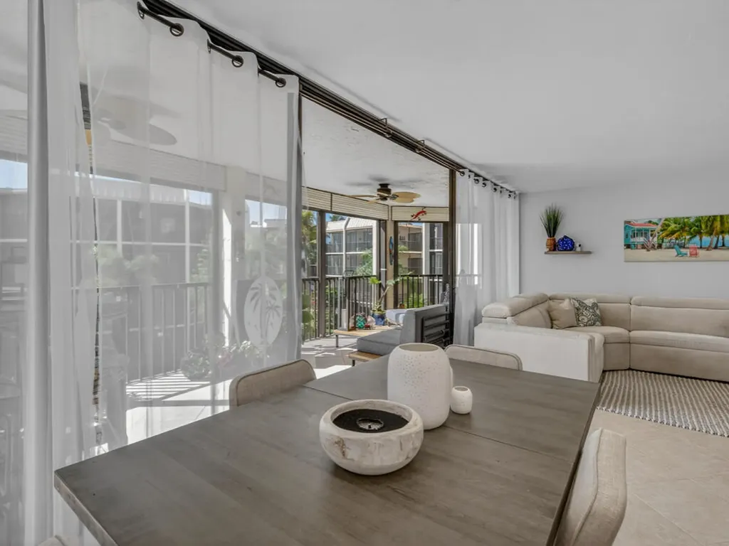 929 Collier Court Marco Island FL 34145