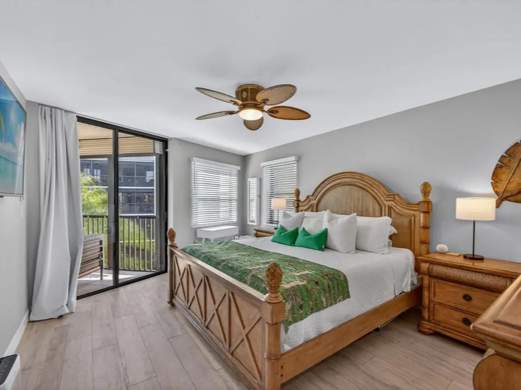 929 Collier Court Marco Island FL 34145